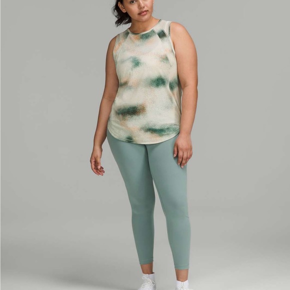 Bundle LULULEMON 3 Tank Top size 8 - Picture 10 of 14